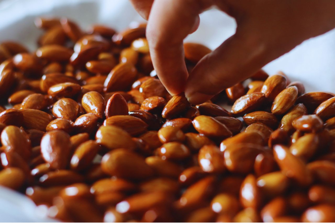 Frutos secos en una dieta saludable y equilibrada 