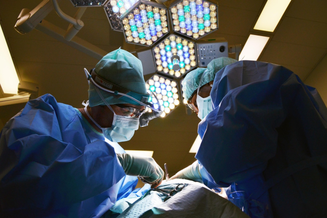 La importancia de los seguros médicos y de vida en el entorno laboral