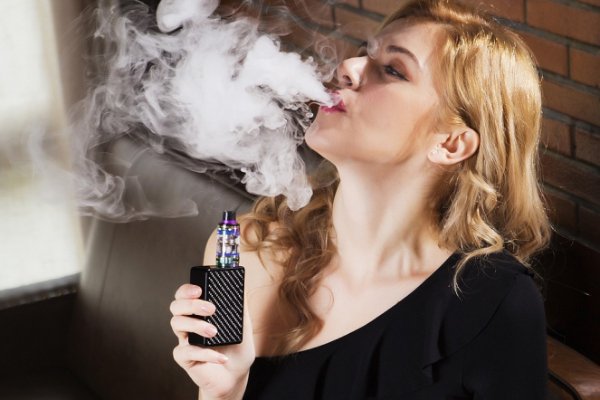 Madrid, Barcelona y Galicia aglutinan el 40% de los usuarios de cigarrillo electrónico